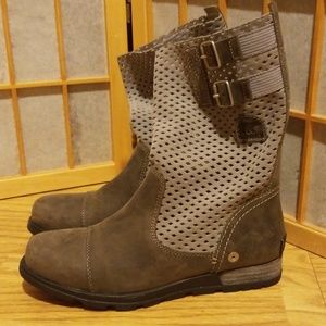 Sorel major pull up boots